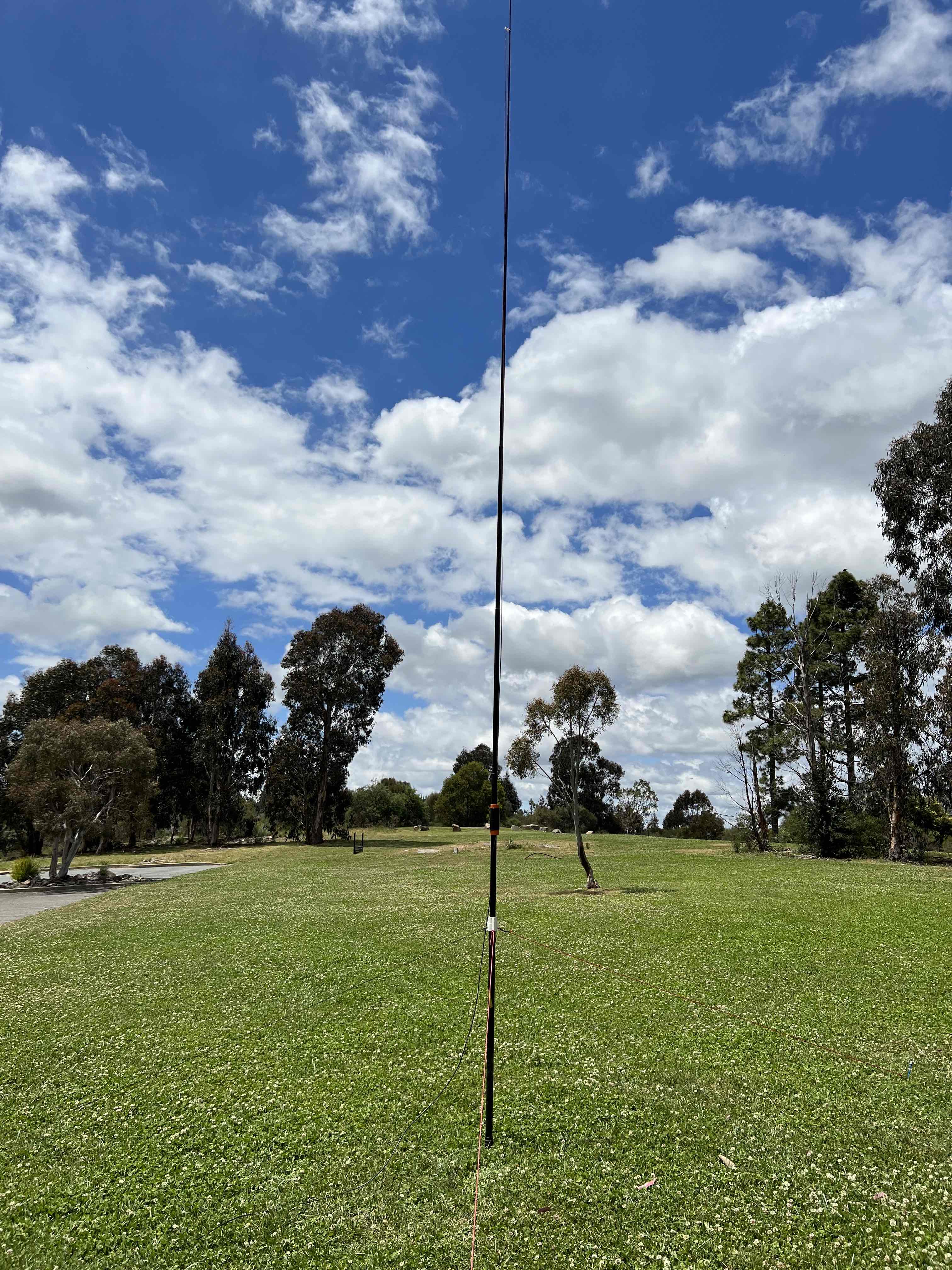 28 MHz Antenna Project – 10m Flowerpot Antenna